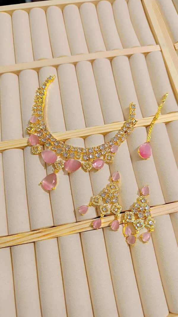 WhatsApp Image 2025-09-20 at 18.18.01_cd0a7306 Elegant Gold-Plated Pink Stone Necklace Set with Earrings & Pendant